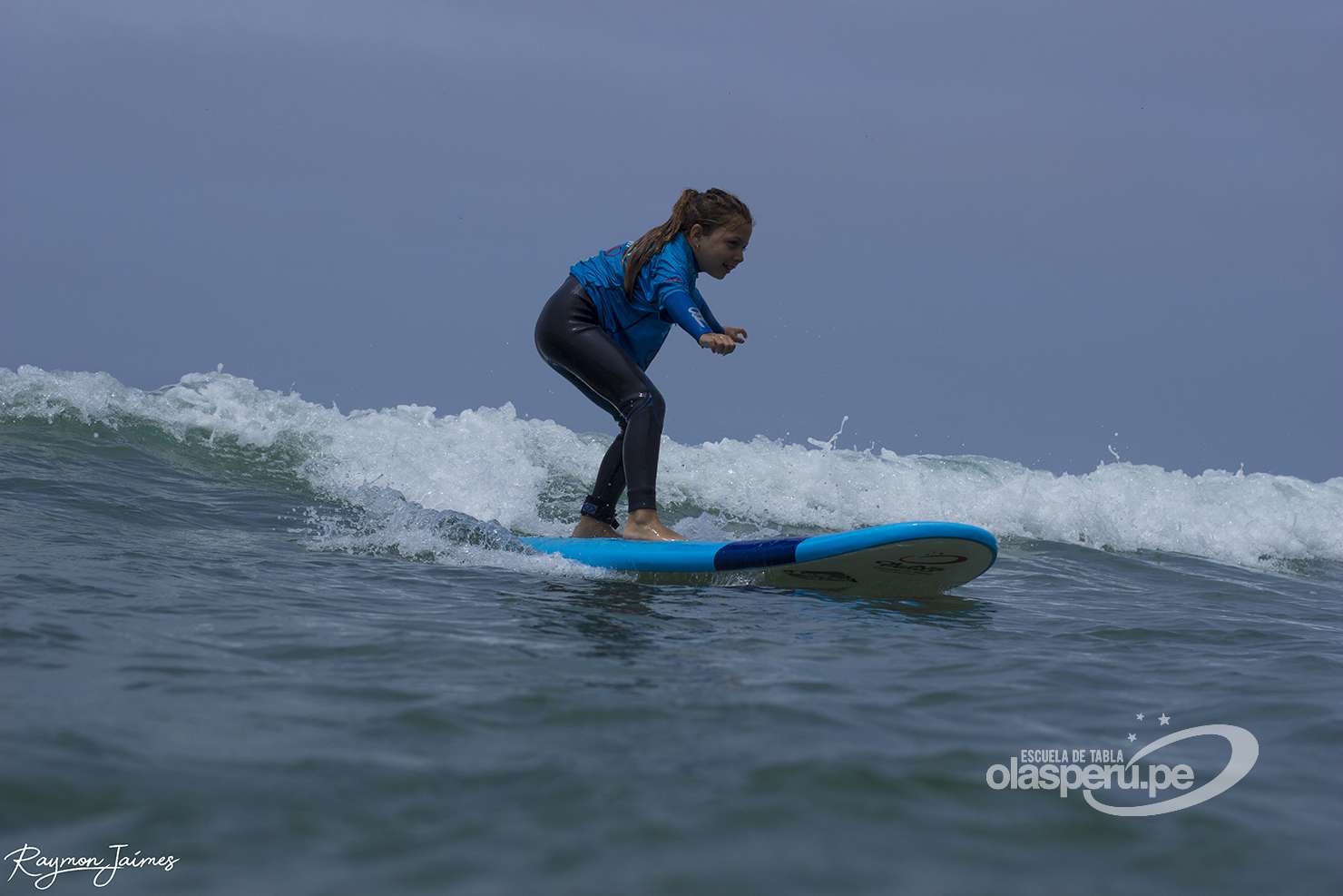 Clases de surf Tandem Escuela de Tablas Olas Perú